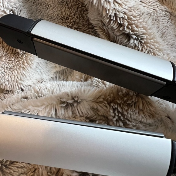 Infiniti by Conair Flat Iron - Bundle and Save - Picture 2 of 4